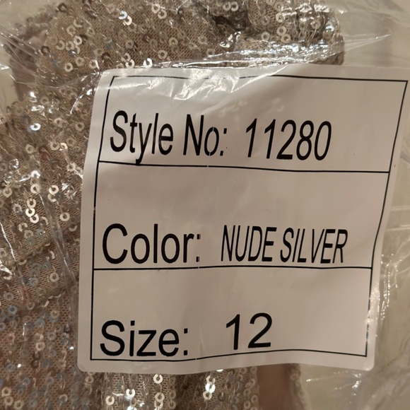 Mac Dougall Evening Gown - Picture 6 of 6